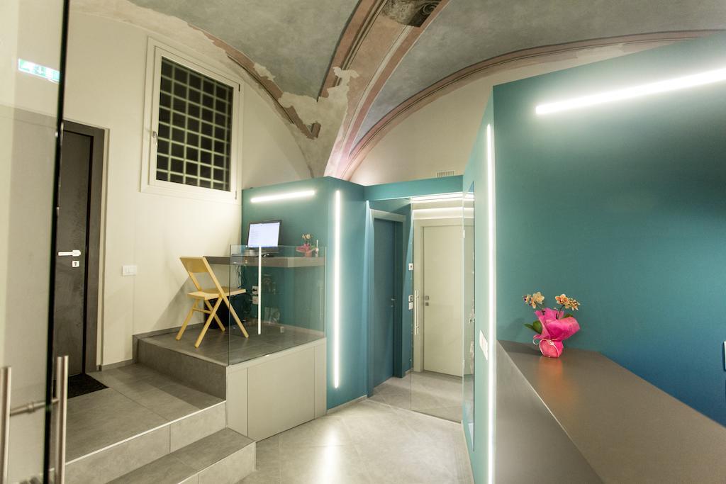 Little Italy Hostel Ex Chiesa S Donato Perugia Buitenkant foto